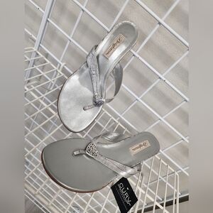BRIGHTON SZ 9 Metallic Silver Heart KITTEN HEAL Sandals VINTAGE